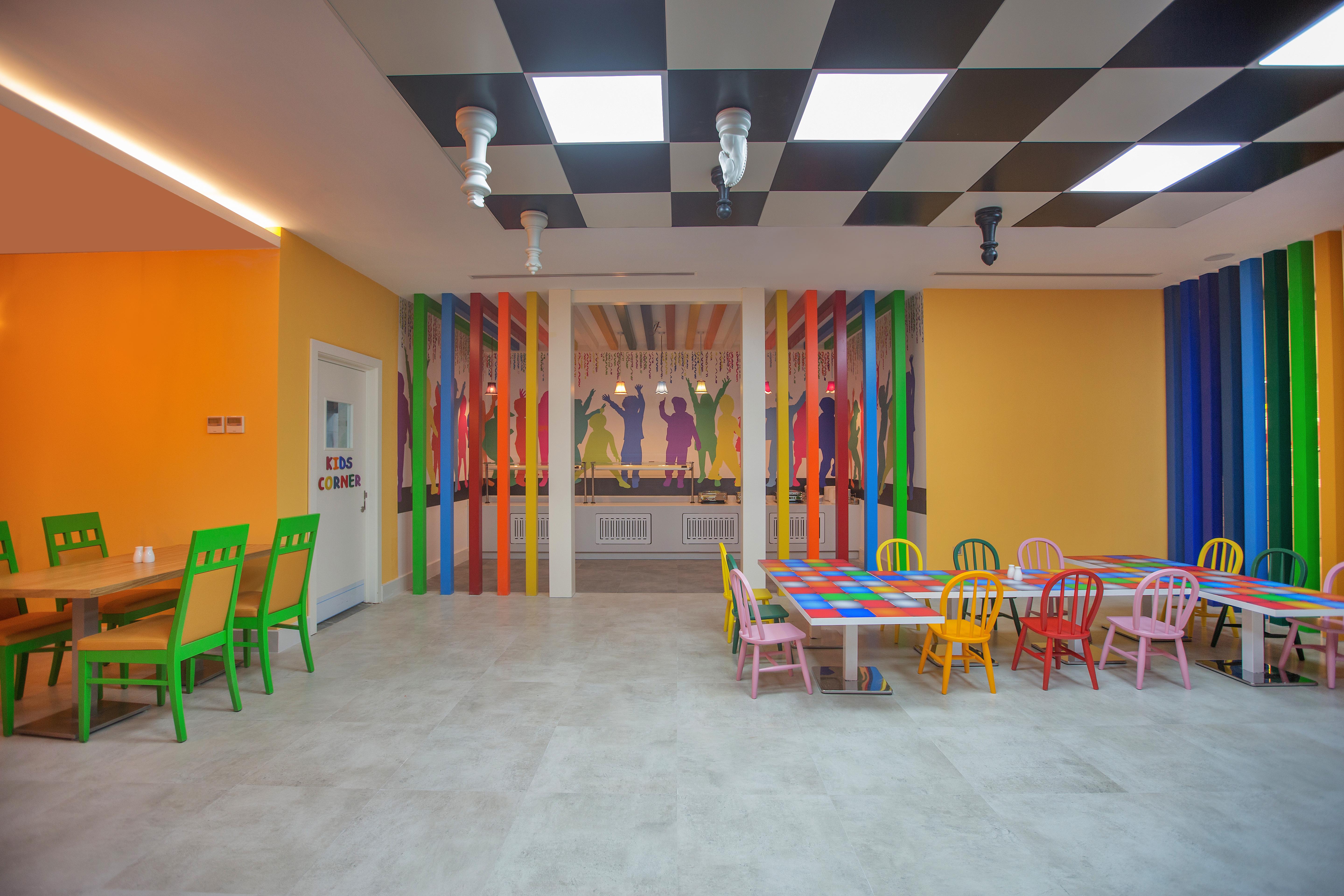Innvista Hotels Belek Extérieur photo The Children's Hospital of Saint Petersburg
