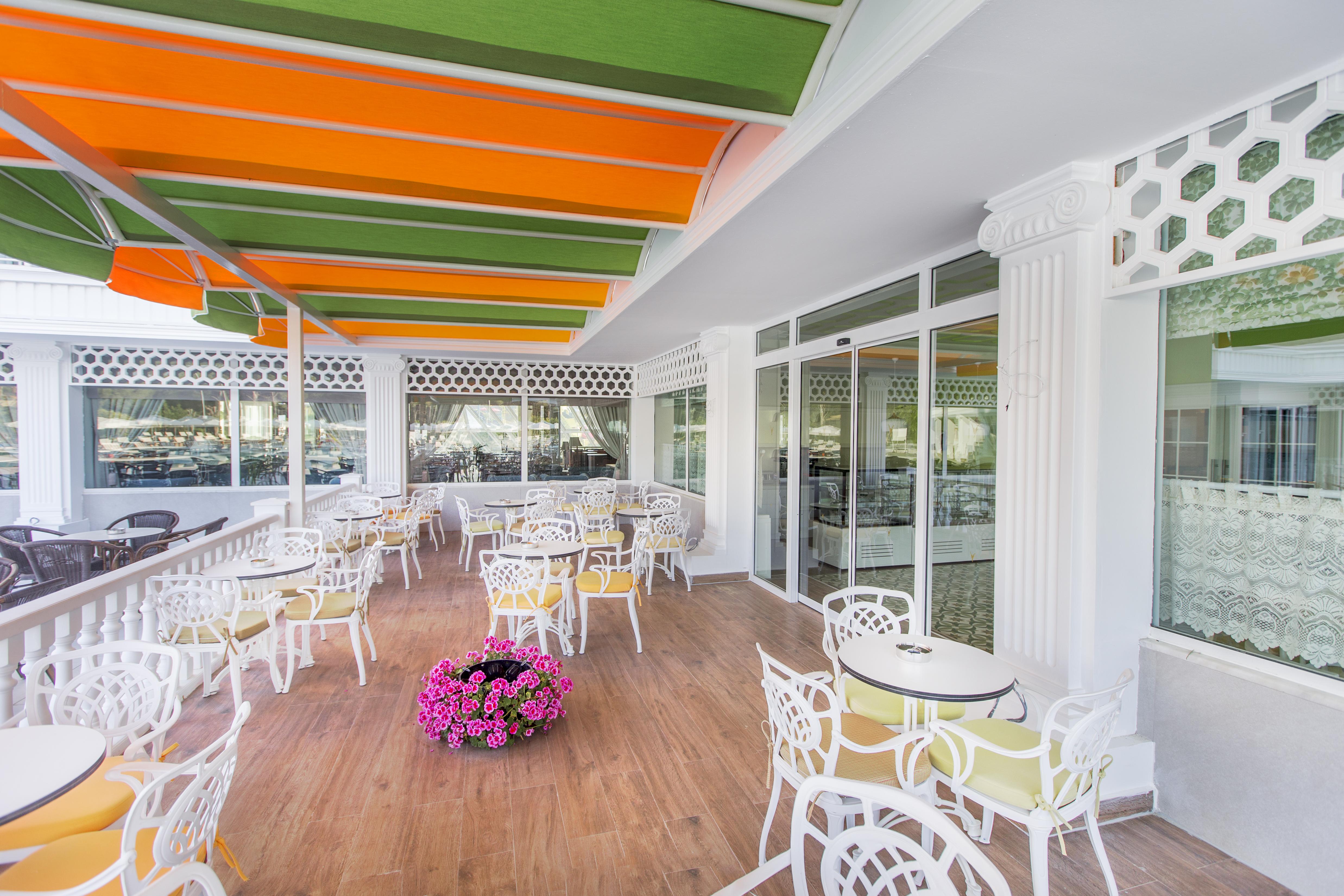 Innvista Hotels Belek Restaurant photo The Terrace